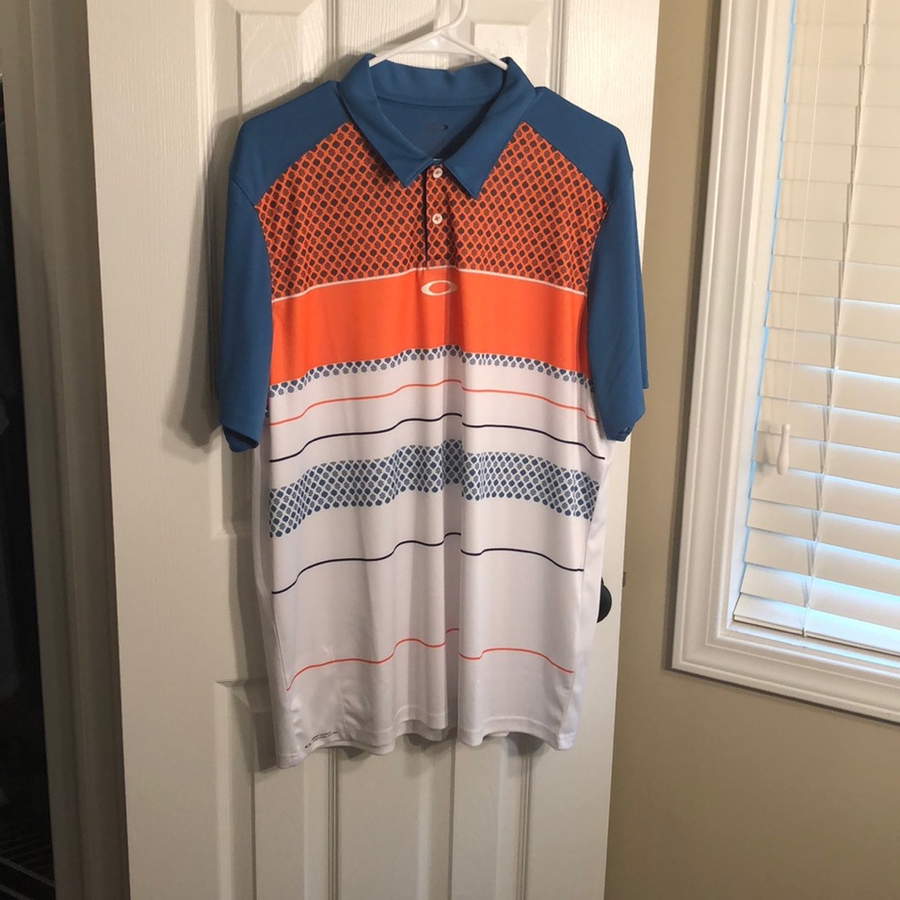 NWOT Oakley golf polo